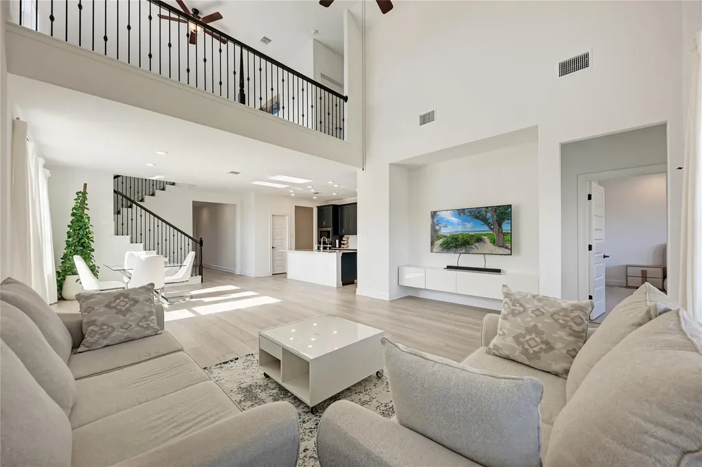 316 Regatta Trail Leander TX 78641
