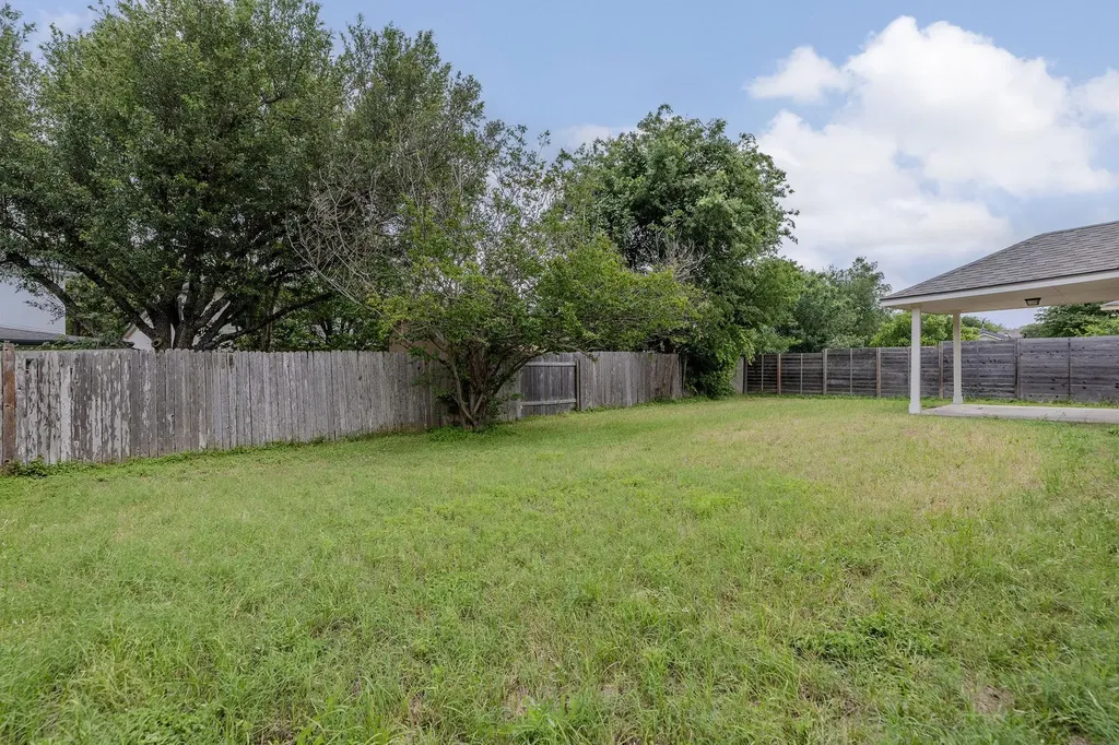 15725 Cadoz Drive Austin TX 78728