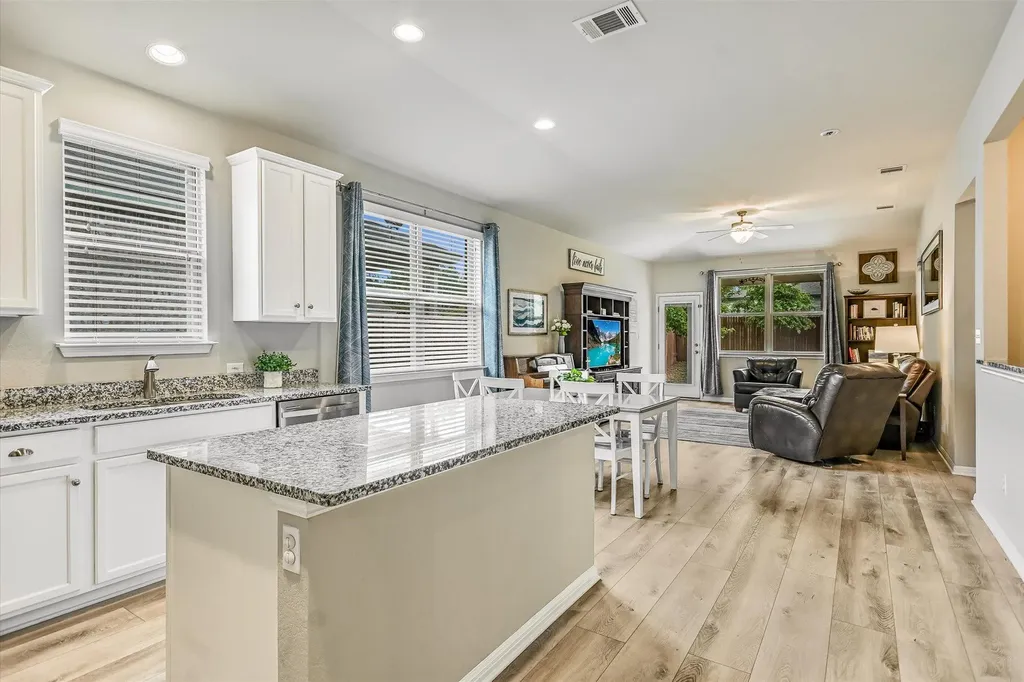1504 William Bee Drive Leander TX 78641