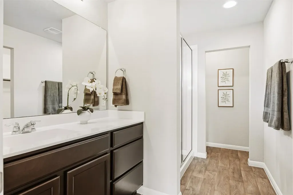 201 Yoakum Street Leander TX 78641
