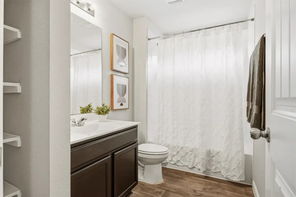 201 Yoakum Street Leander TX 78641