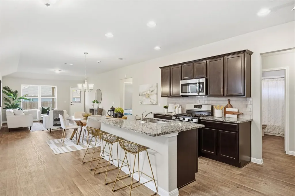 201 Yoakum Street Leander TX 78641