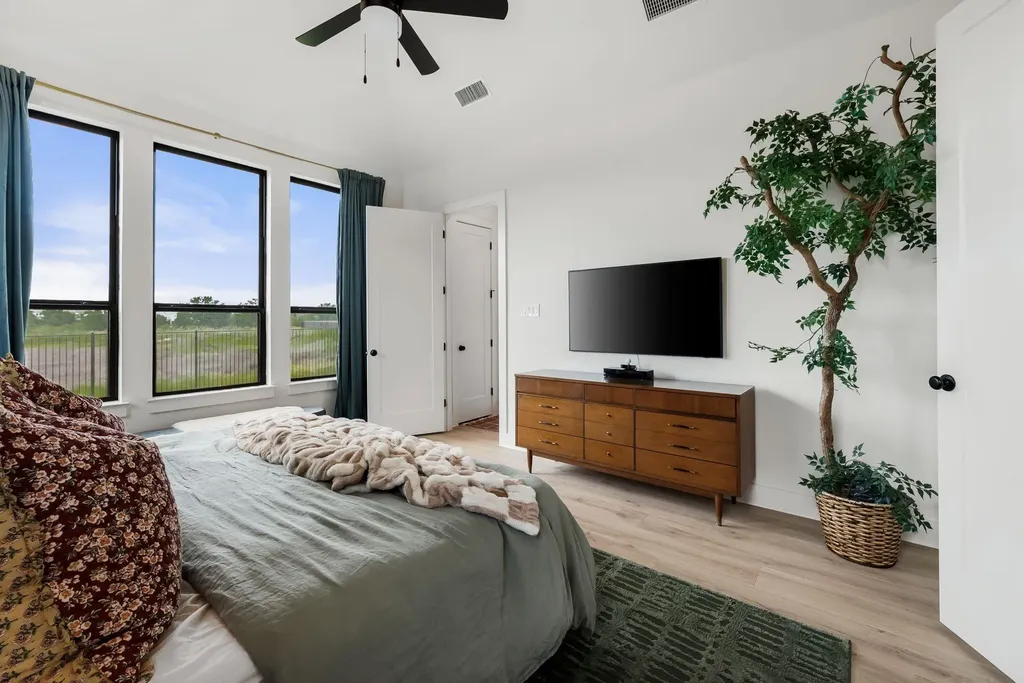 100 Ribera Drive Liberty Hill TX 78642