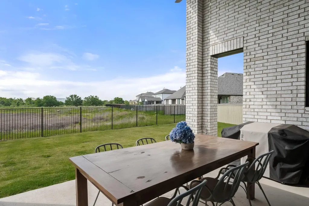 100 Ribera Drive Liberty Hill TX 78642