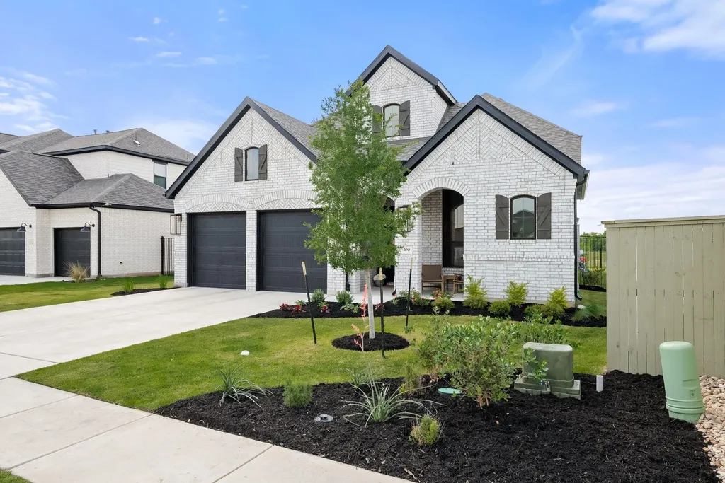 100 Ribera Drive Liberty Hill TX 78642