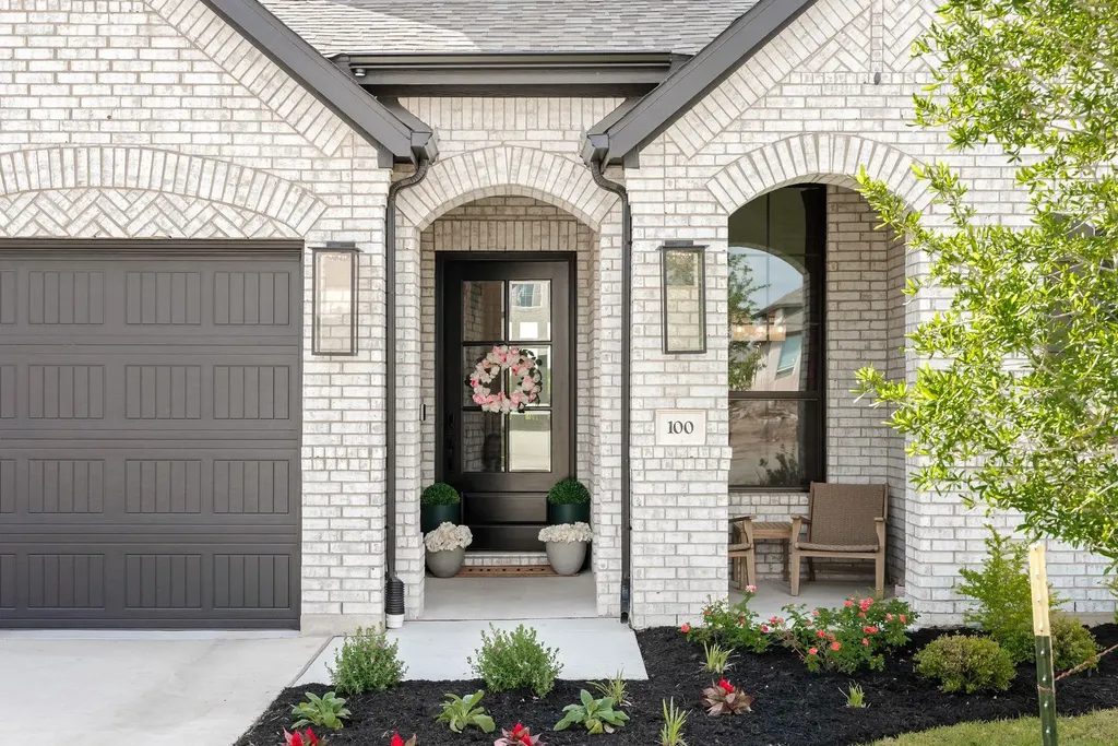 100 Ribera Drive Liberty Hill TX 78642