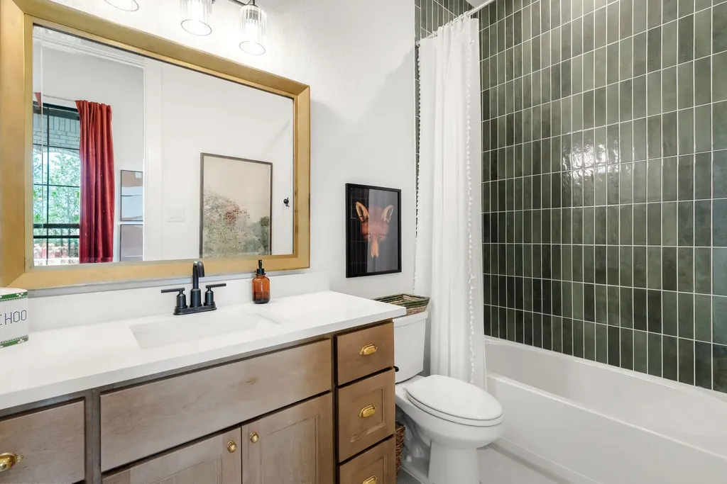 100 Ribera Drive Liberty Hill TX 78642