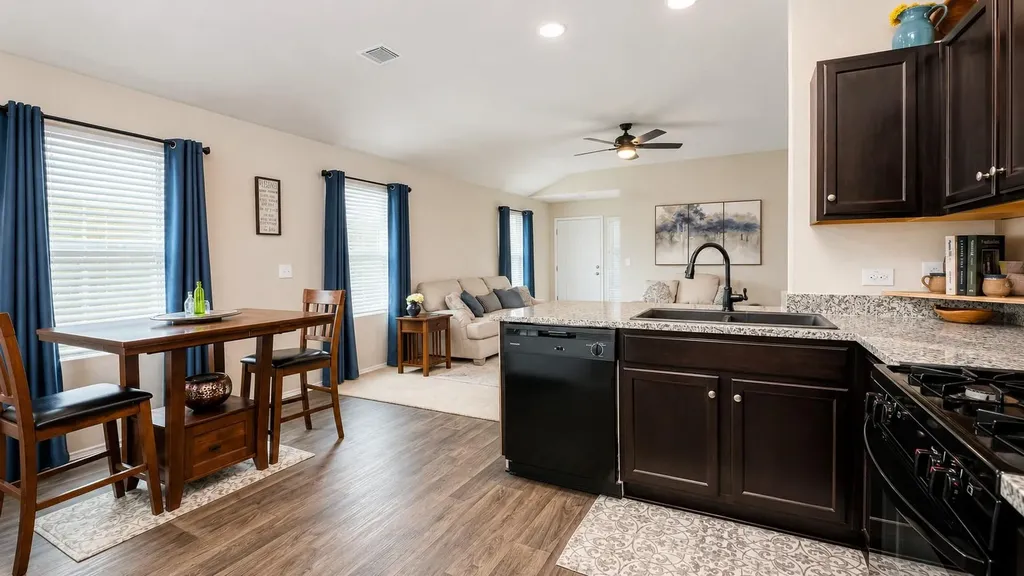 15129 Harkness Pass Austin TX 78725