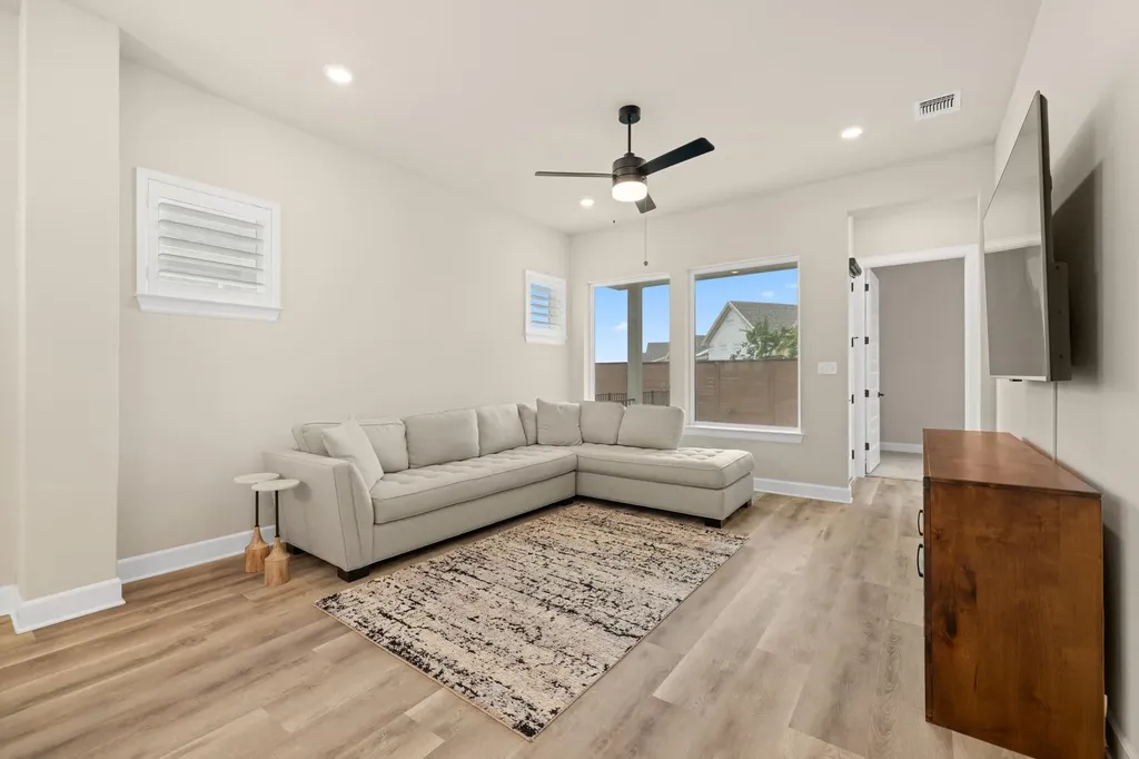 220 Monterey Oak Trail Georgetown TX 78628