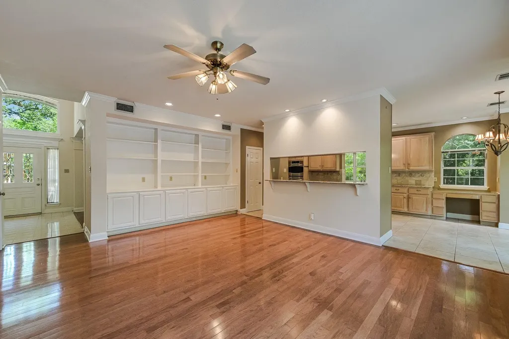7615 Yaupon Drive Austin TX 78759