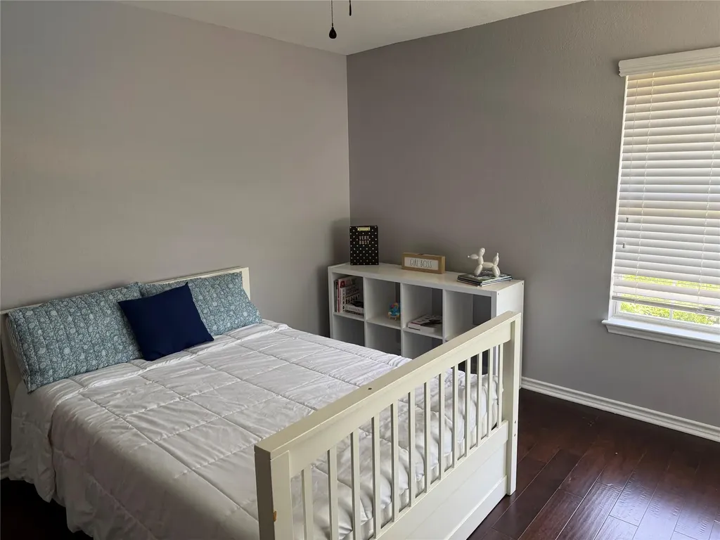 13 Oak View Round Rock TX 78664