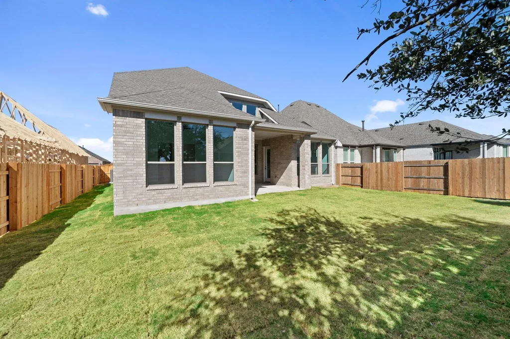 242 Five Mile Creek Way Kyle TX 78640