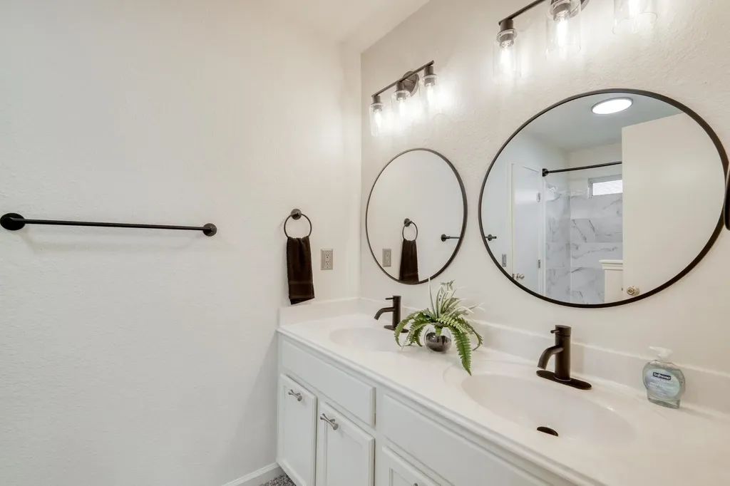 1604 Southwestern Boulevard Georgetown TX 78626