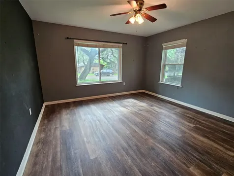 11502 Hilltop Street Austin TX 78753