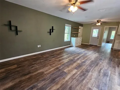 11502 Hilltop Street Austin TX 78753