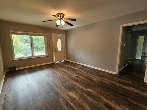 11502 Hilltop Street Austin TX 78753