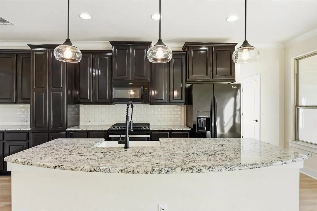 9507 Mcknight Loop Austin TX 78717