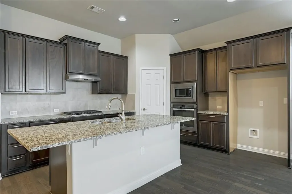 14925 Via Del Corso Drive Austin TX 78738