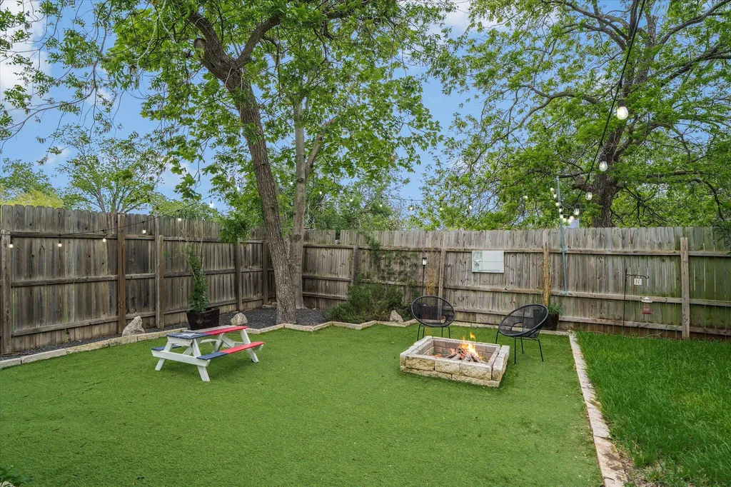 11807 Dove Haven Drive Austin TX 78753