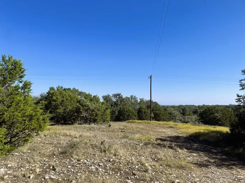 1276 Fm 574 W Mullin TX 76864