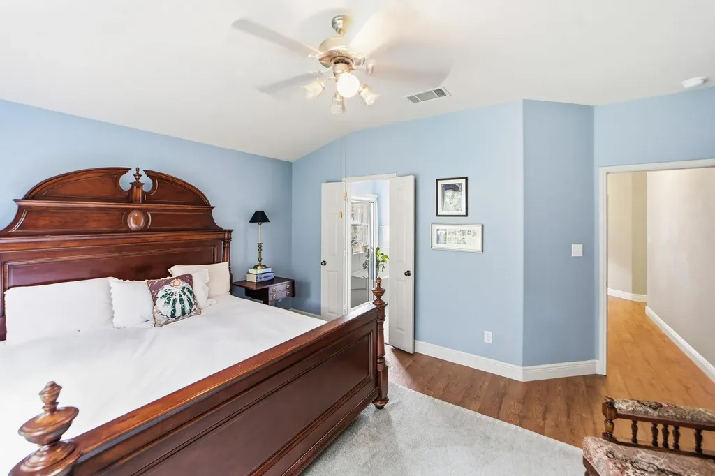 2602 Warren Cove Lago Vista TX 78645