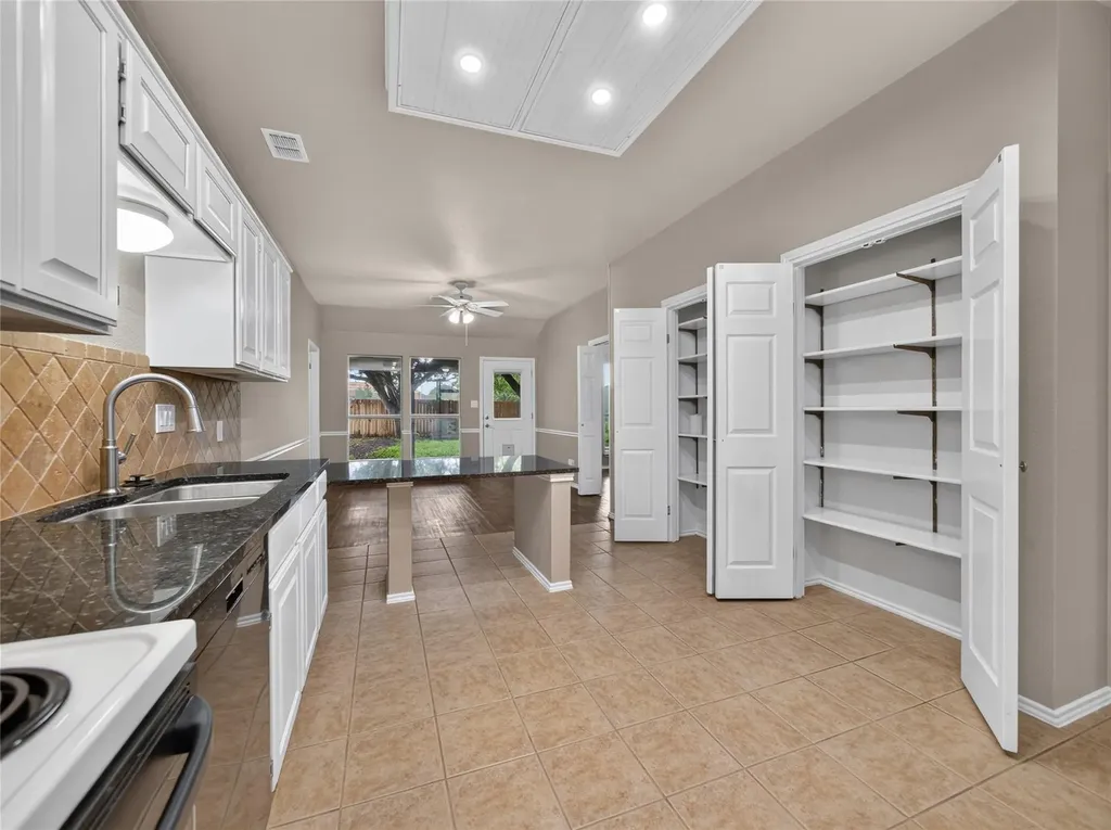 604 Greenslope Circle Pflugerville TX 78660