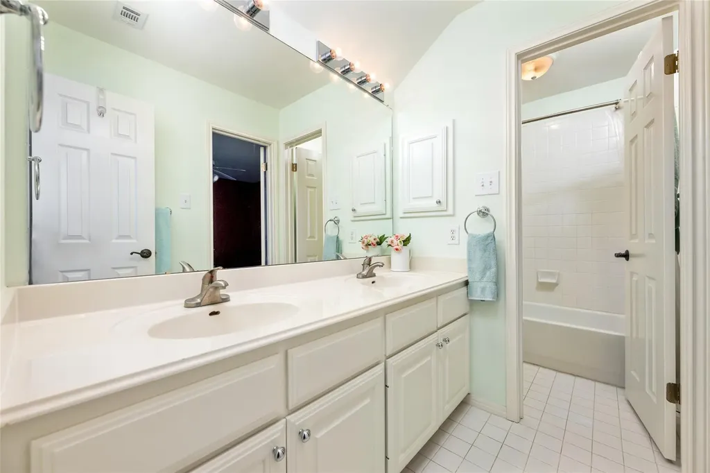 8004 Bottlebrush Drive Austin TX 78750