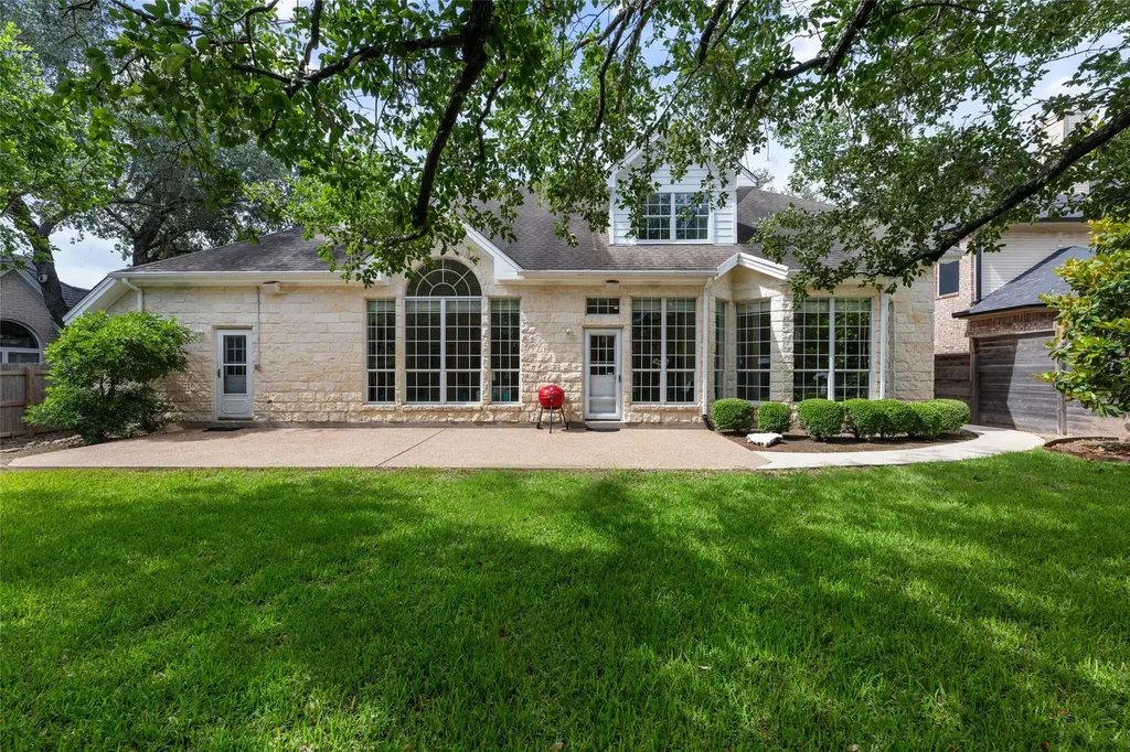 8004 Bottlebrush Drive Austin TX 78750
