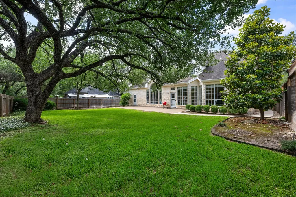 8004 Bottlebrush Drive Austin TX 78750