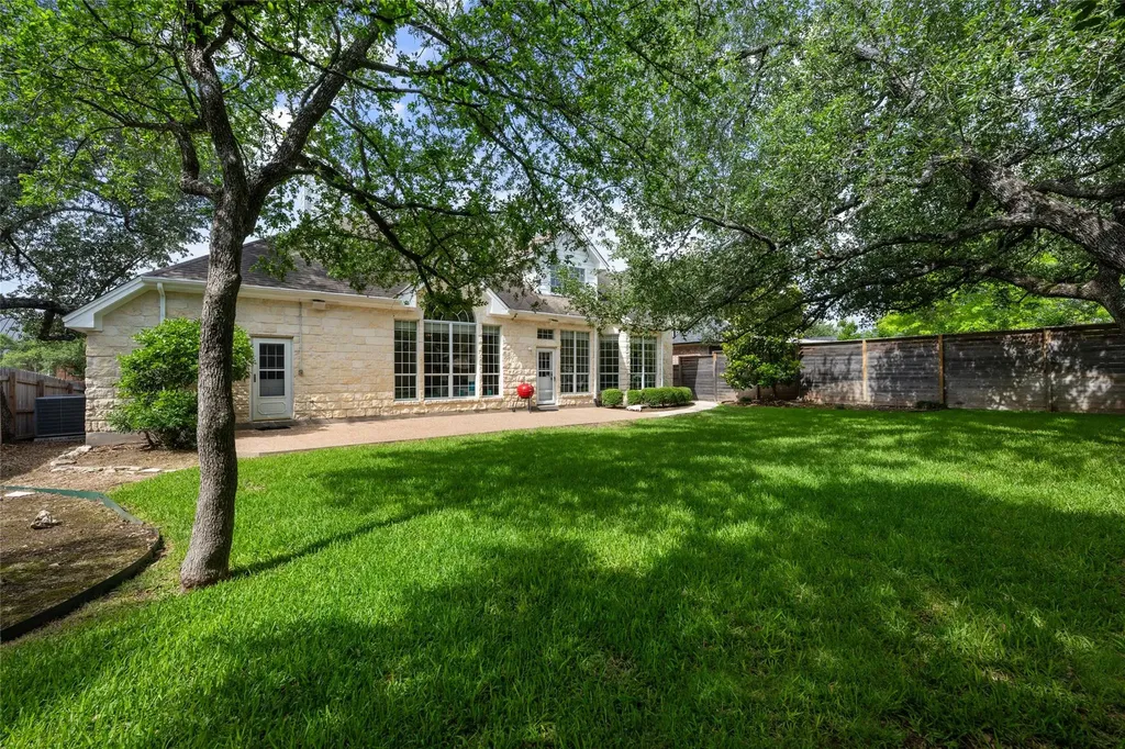 8004 Bottlebrush Drive Austin TX 78750