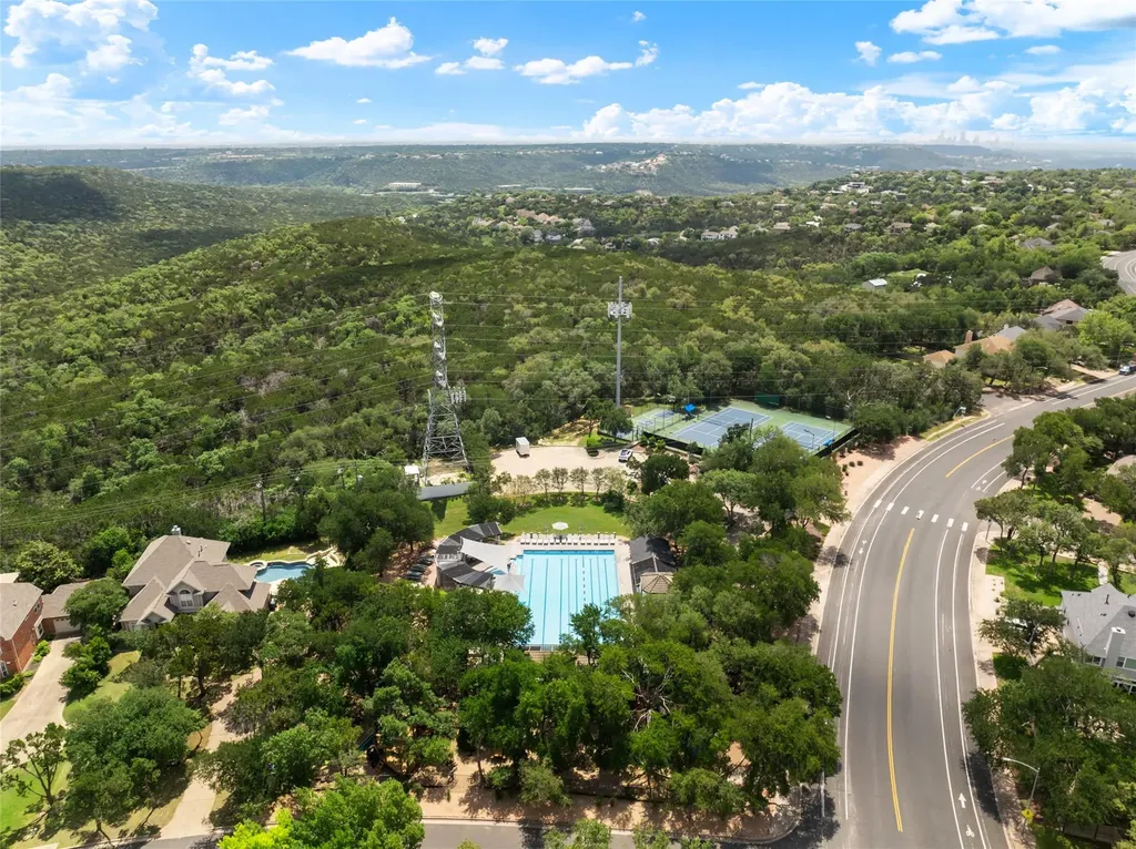8004 Bottlebrush Drive Austin TX 78750