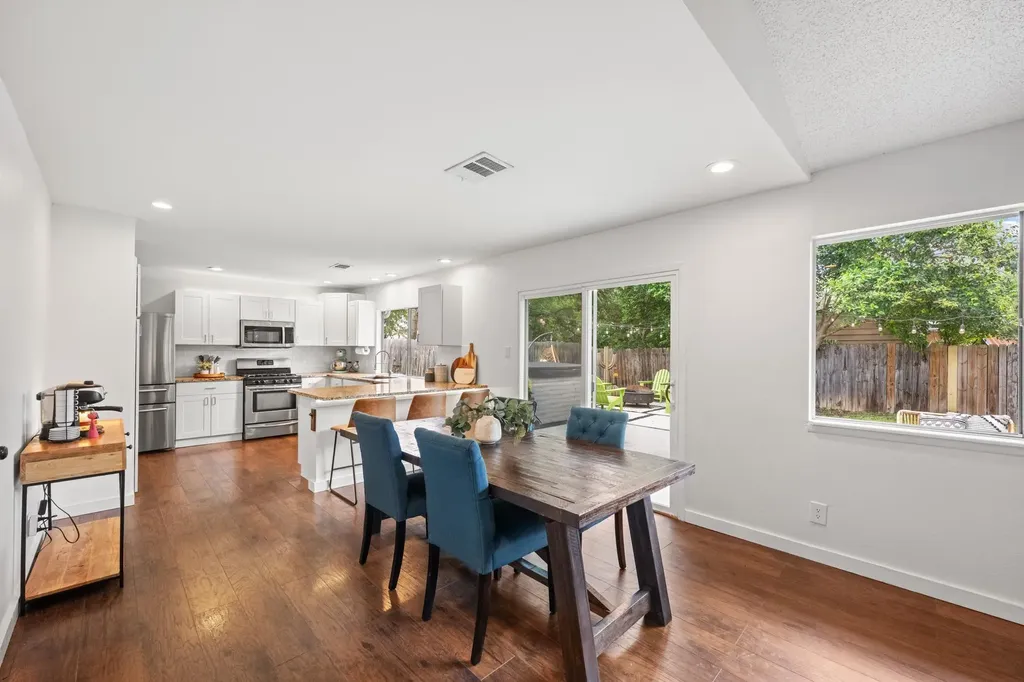 2526 Mcgregor Drive Austin TX 78745