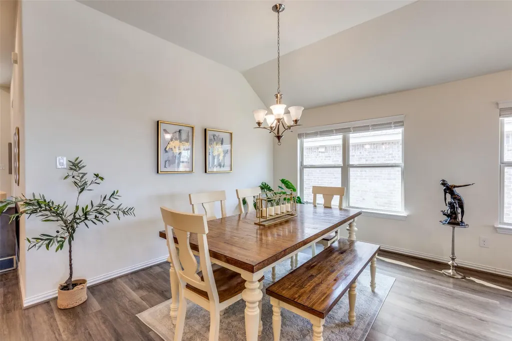 2212 Mcclendon Trail Leander TX 78641