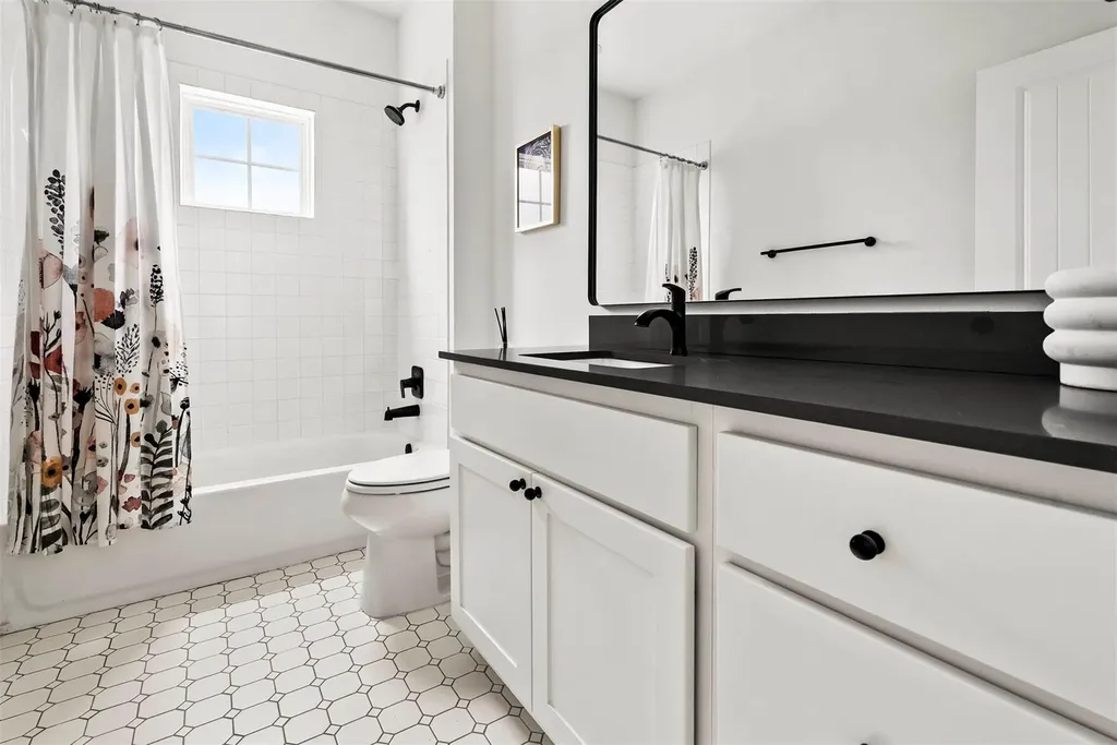 1213 Eleanor Street Austin TX 78721