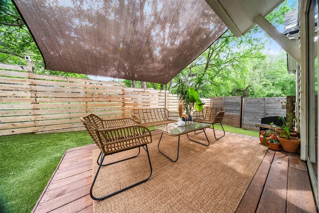 1213 Eleanor Street Austin TX 78721
