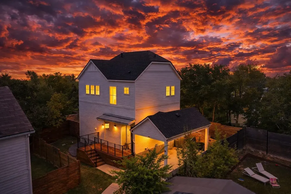 1213 Eleanor Street Austin TX 78721