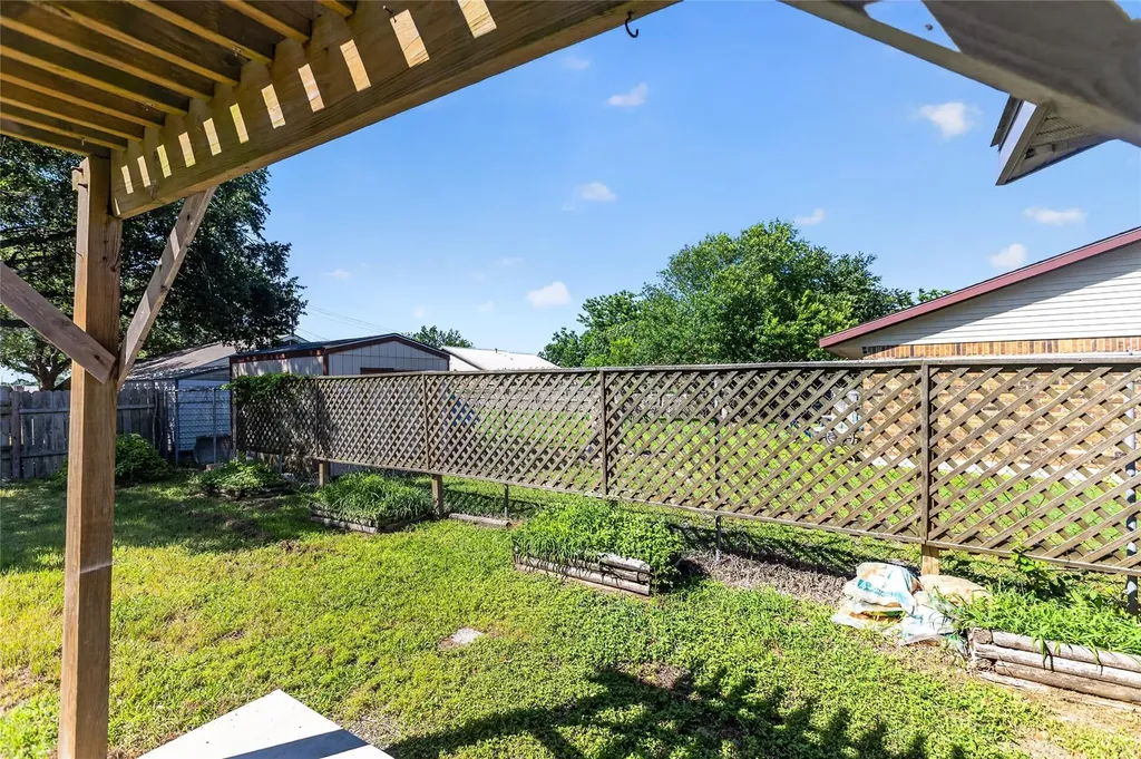 1308 Pendergrass Street Lockhart TX 78644