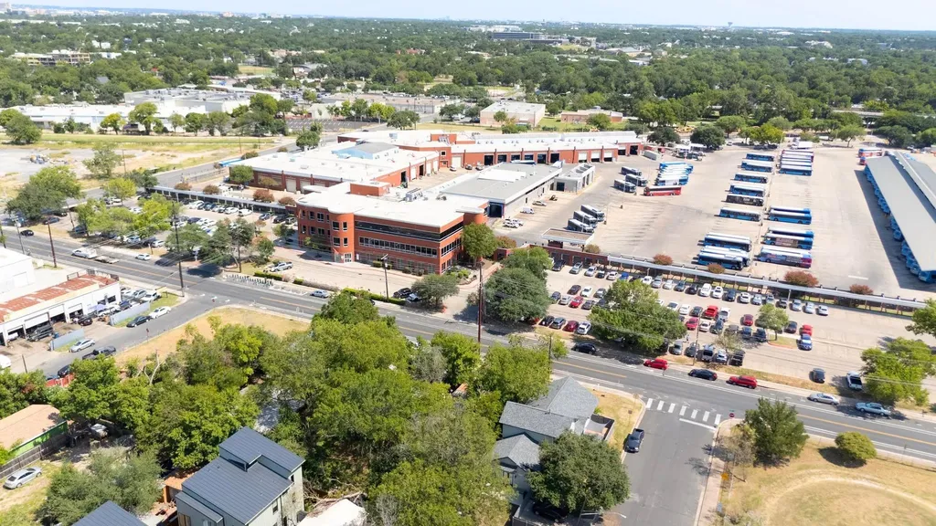 2909 E 5th Street Austin TX 78702