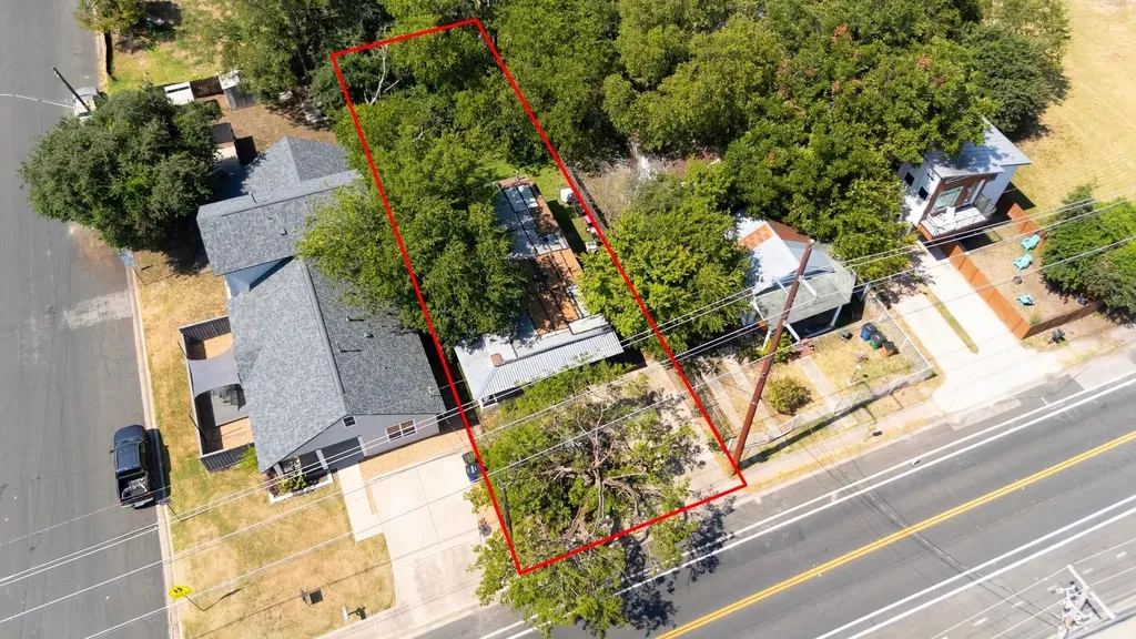2909 E 5th Street Austin TX 78702