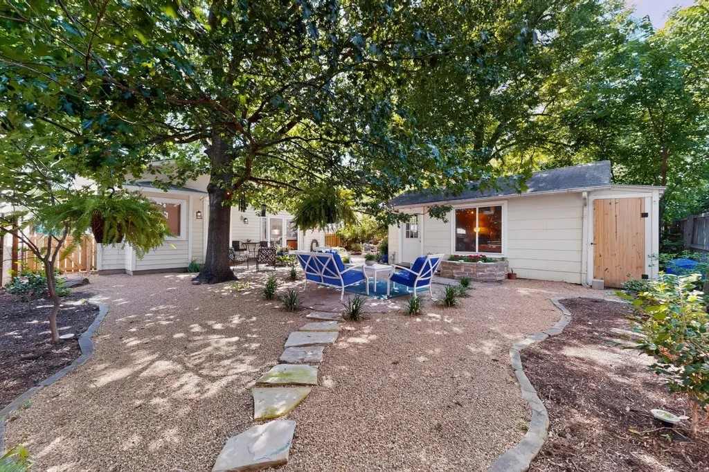 1906 Collier Street Austin TX 78704