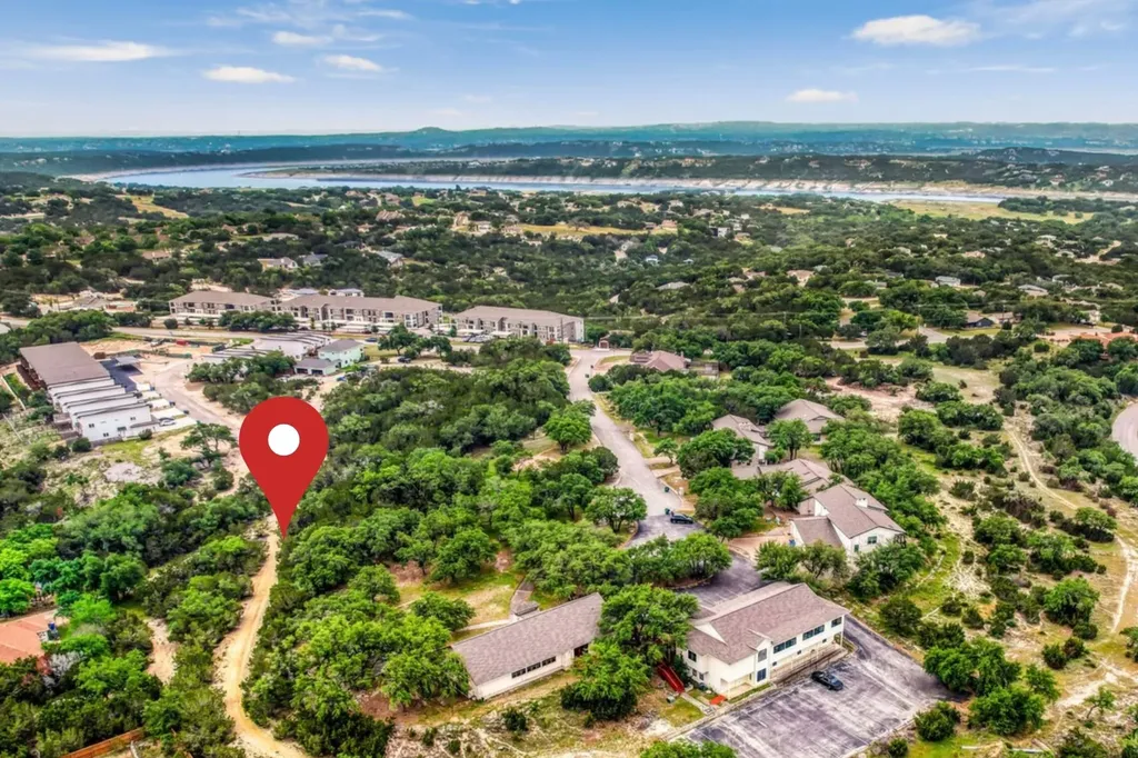 000 Pinnacle Cove Lago Vista TX 78645