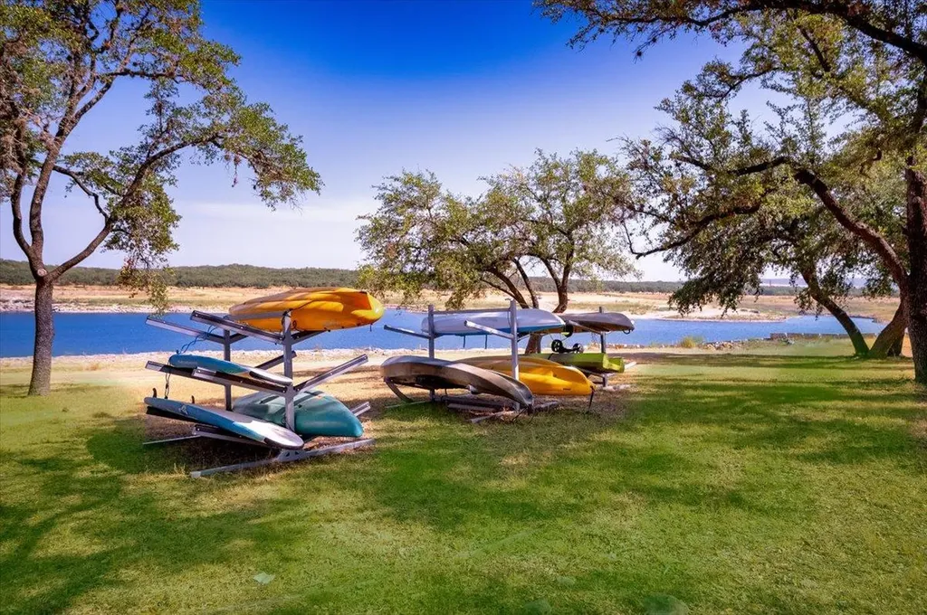 000 Pinnacle Cove Lago Vista TX 78645