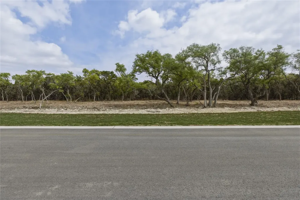 Na #1 Spoonts Lane Liberty Hill TX 78642