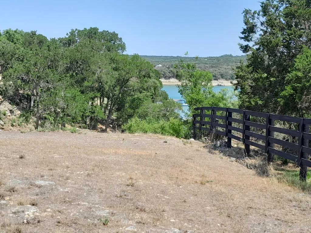 3103 Stableford Cove Spicewood TX 78669