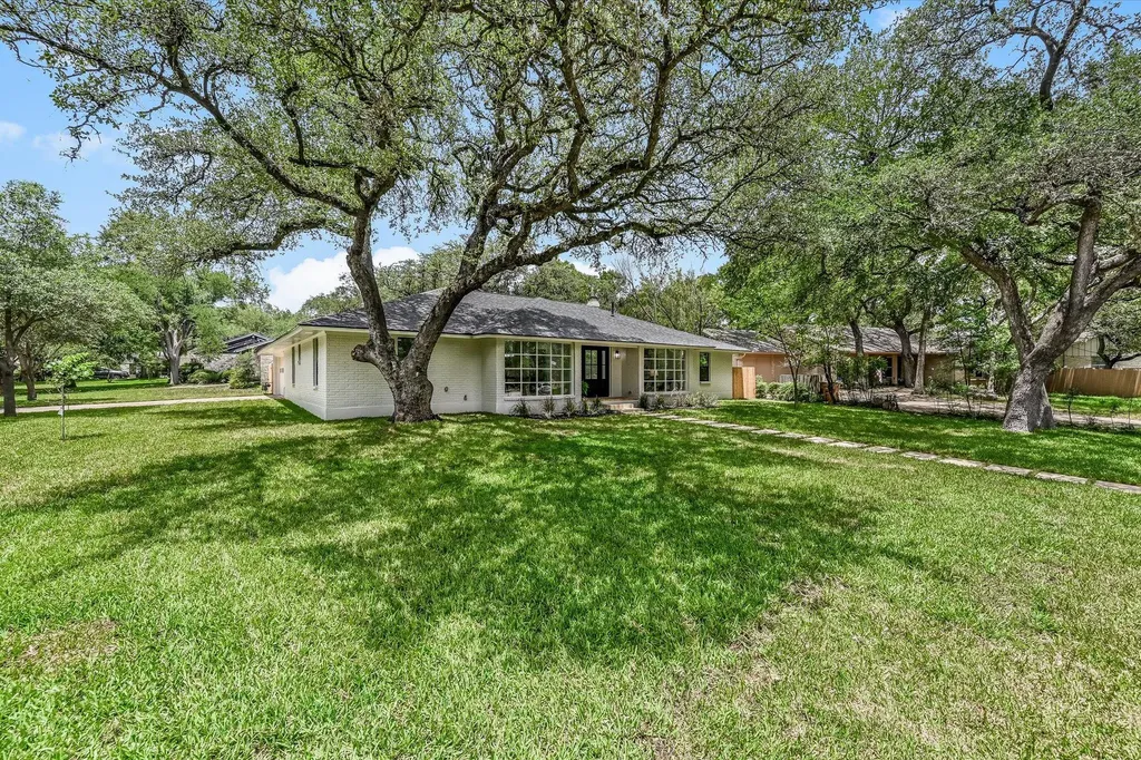 4014 Silverspring Drive Austin TX 78759