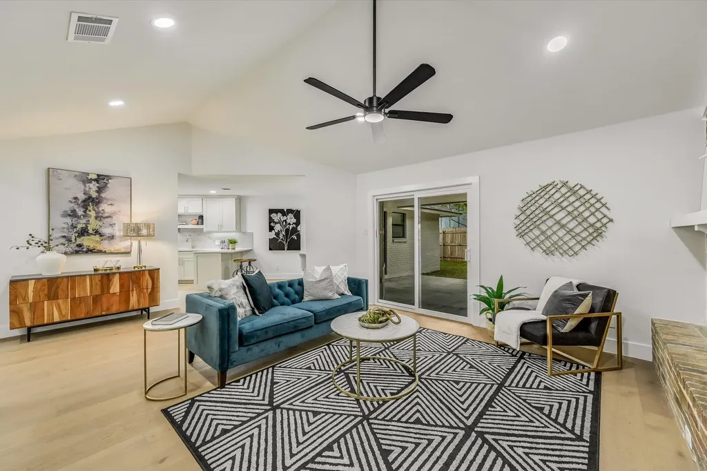4014 Silverspring Drive Austin TX 78759