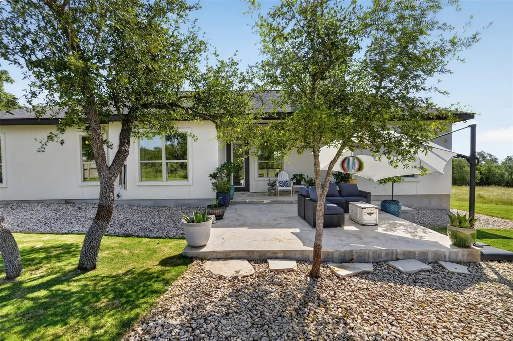 108 Monroe Upton Court Blanco TX 78606