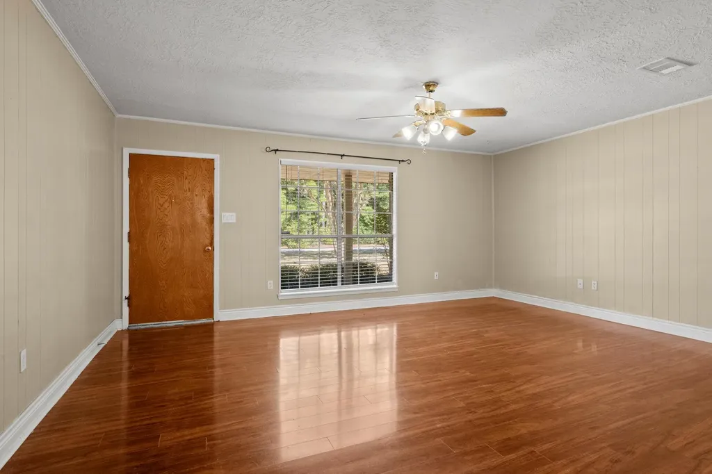 31707 Oak Crossing Magnolia TX 77355