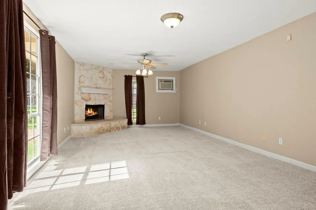 31707 Oak Crossing Magnolia TX 77355