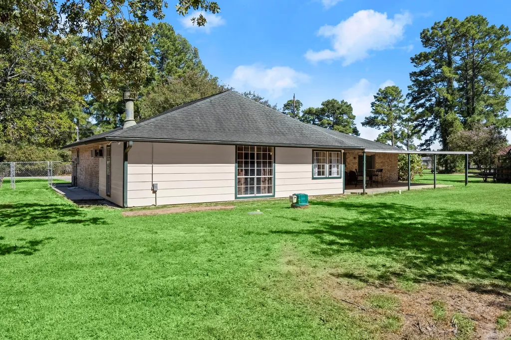 31707 Oak Crossing Magnolia TX 77355